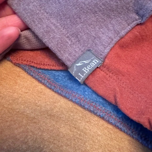 LL Bean Women's L.L.Bean Cozy Mixed-Knit Pullover, Colorblock, like new - Picture 8 of 8